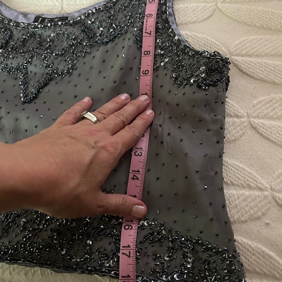 Women's silver 100% silk sequin cropped tank top. Sparkle and shine! Size M - Picture 6 of 8